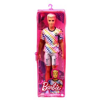 Poupée Ken Barbie Fashionistas T-shirt à carreaux