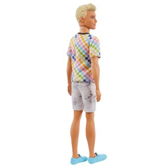 Poupée Ken Barbie Fashionistas T-shirt à carreaux