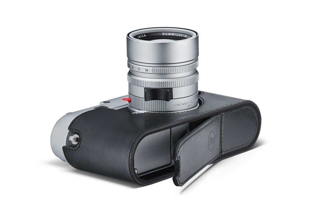 Lot 37 - A Leitz Leica Camera Outfit Carry Case For