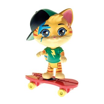 Figurine Lampo Smoby 44 Chats avec son skateboard