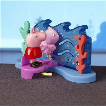 Figurines Peppa Pig à l’aquarium