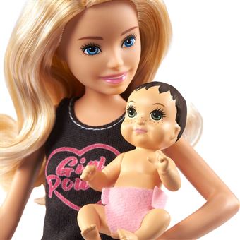 Poupée Amie de Skipper Barbie Blonde Bébé et 4 accessoires