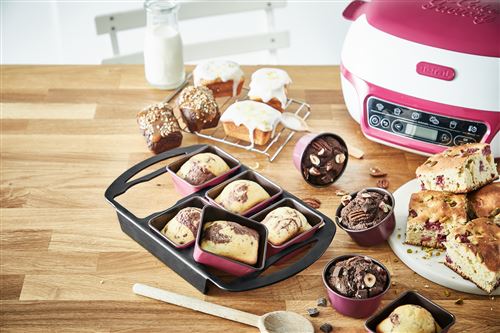 Tefal Machine à gâteaux intelligente, 5 programmes automatiques, 1 mode  manuel, 12 moules mini gâteaux, 1 grand moule, Compatible avec la gamme  CreaBake, Cake Factory Délices KD810112 : : Cuisine et Maison