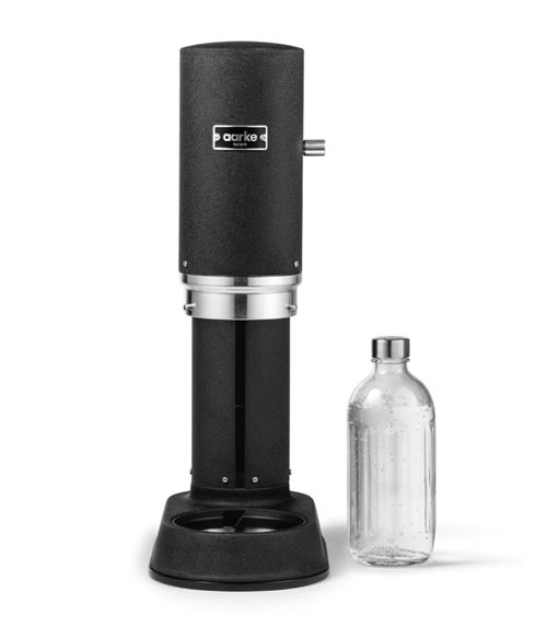 Le Carbonator Pro est une machine a eau gazeuse unique en acier inoxydable, avec une bouteille en verre robuste et lavable au lave-vaisselle.