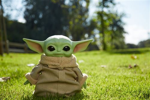 Bébé Yoda peluche Le mandalorien radiocommandé STAR WARS prix pas cher