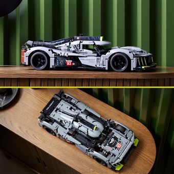 LEGO® Technic 42156 Peugeot 9x8 24h Le Mans Hybrid Hypercar