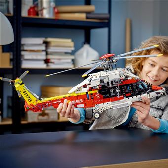 LEGO® Technic 42145 L’hélicoptère de secours Airbus H175