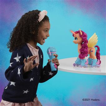 Univers miniature My Little Pony Sunny Chante En Rollers