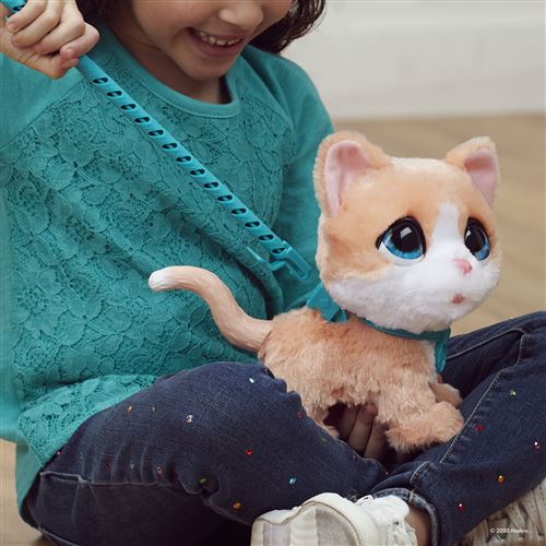 2 18 Sur Peluche Interactive Furreal Friends Walkalots Grands Marcheurs Chaton Peluche Interactive Achat Prix Fnac