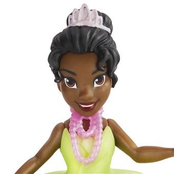 Poupée Disney Princesses Secret Styles et surprises Modèle aléatoire