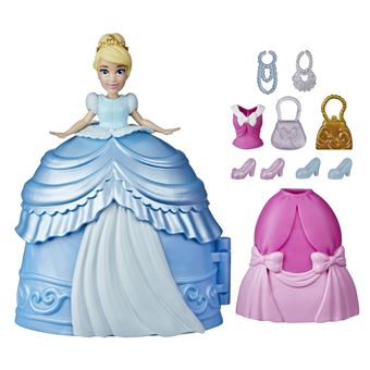 Poupée Disney Princesses Secret Styles et surprises Modèle aléatoire