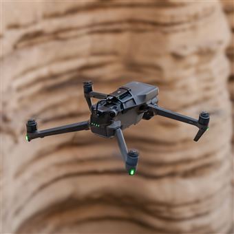 DJI Mavic 3 Pro avec radio DJI RC Pro - pack Fly More Combo