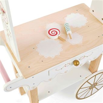 Le chariot à thé et friandises Le Toy Van Pour cuisine pour enfants