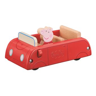 Figurine Peppa Pig avec voiture rouge en bois