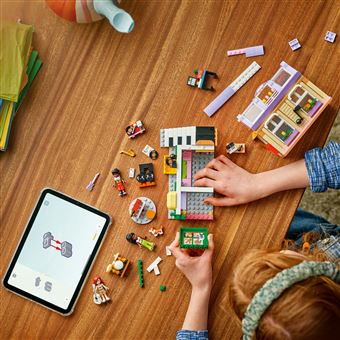 LEGO® Friends 42653 Le magasin de musique et l’appartement