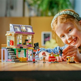 LEGO® Friends 42653 Le magasin de musique et l’appartement