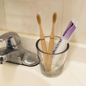 Brosse à dent en bambou pour lui et pour elle Kikerland