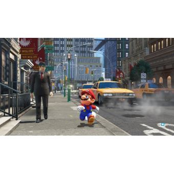 Console Nintendo Switch avec une paire de Joy-Con rouges + 1 code de  téléchargement pour Super Mario Odyssey