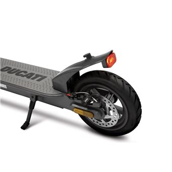 ottinette electrique DUCATI PRO I EVO - Clignotants - Cadre aluminium-Moteur 350W 15Nm  Autonomie 25km - Pneus 8,5'''' avec chambre a air - Frein electronique avant et frein a disque arriere -12kg - Batterie 36V 7.8Ah 280Wh - IPX5 - Connectivite Bluetooth