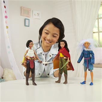 Poupée Disney Princesses Raya et le dernier dragon Modèle aléatoire