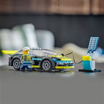 LEGO® City 60383 La voiture de sport électrique