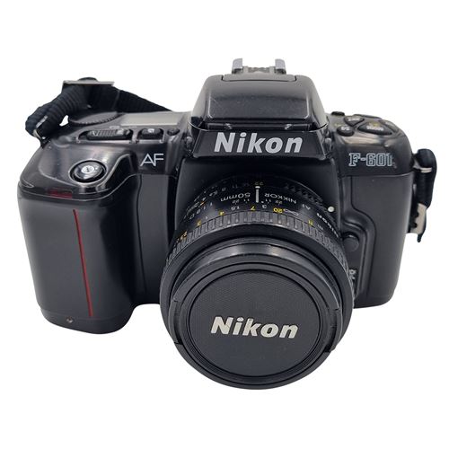 Appareil Photo Argentique Nikon F601 - Boîtier Nu Noir, 35mm, Testé Et Fonctionnel