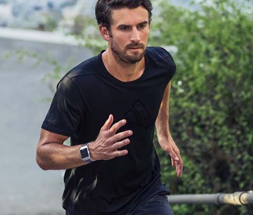 Montre connectée Fitbit Ionic Edition Adidas - Main Image