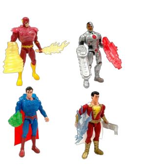 Figurine Basique Batman DC Universe 30 cm Modèle aléatoire