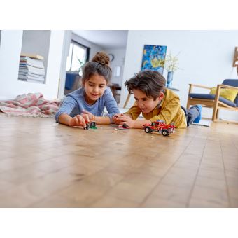 LEGO® City 60231 Le camion du chef des pompiers