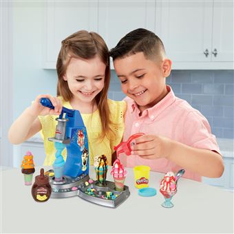 Hasbro met en cuisine les créations en pâte à modeler des enfants