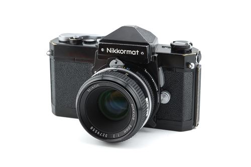 Appareil photo argentique Nikon Nikkormat FTN + 50mm f2 Nikkor Pre-AI Noir Reconditionné