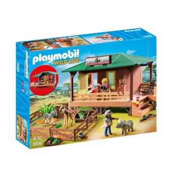 Playmobil 6937 Véhicule avec éléphanteau et soigneurs : : Jeux et  Jouets