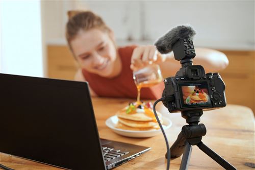 Sony A7 IV - Appareil Hybride Alpha - Boîte Et Facture Incluses (Occasion - Très Bon état)