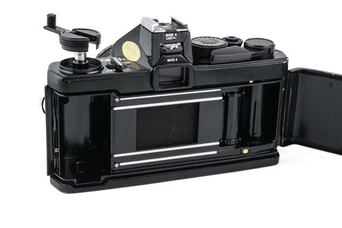 Appareil-photo-argentique-