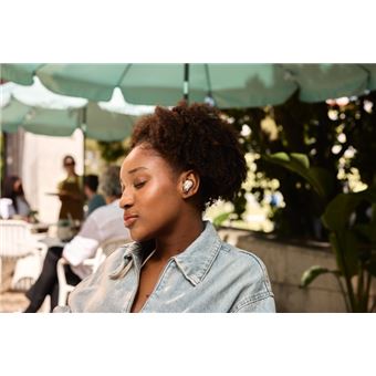 Ecouteurs-intra-auriculaires-