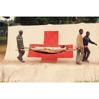 Et Dieu créa la guerre