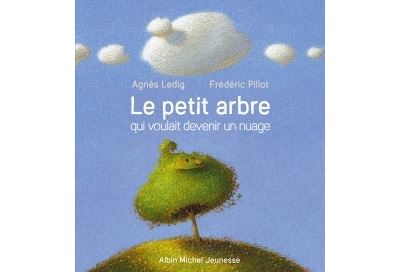 Le petit arbre qui voulait devenir un nuage