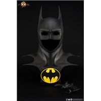 Statue “The Flash” Batman 1/1 Scale Cowl Replica