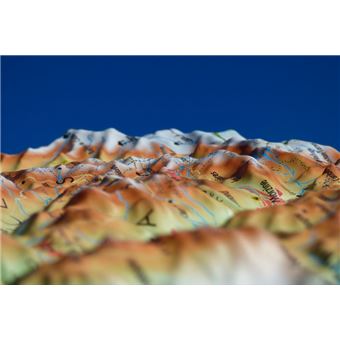 Carte en relief des Portes du Soleil