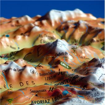 Carte en relief des Portes du Soleil