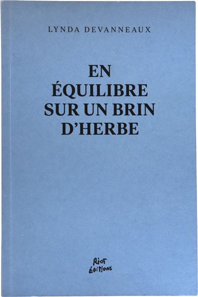 En équilibre sur un brin d'herbe - Lynda Devanneaux - broché