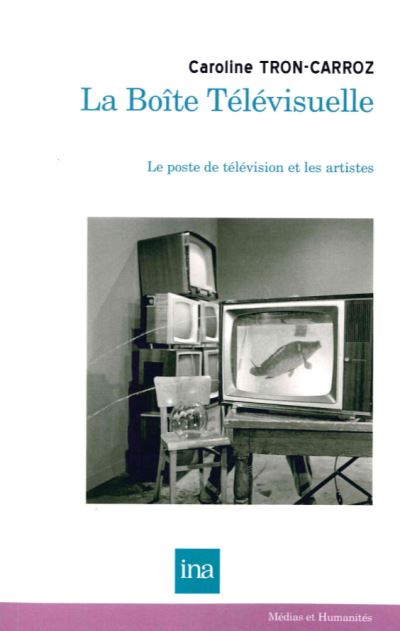 La boite televisuelle le poste de television et les artistes