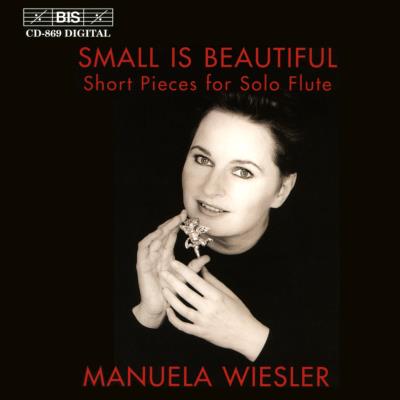 Bach : Small Is Beautiful