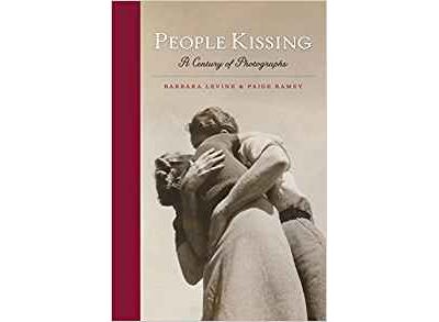 People kissing