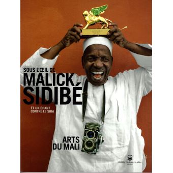 Sous l'œil de Malick Sidibé et un chant contre le sida