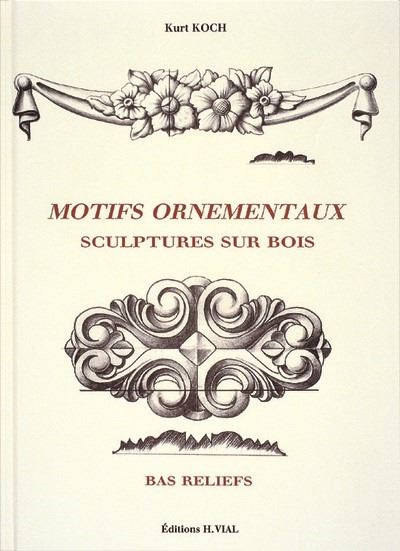 Motifs ornementaux sculpture sur bois