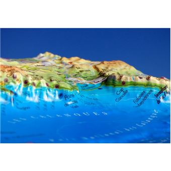 Carte en relief des Calanques