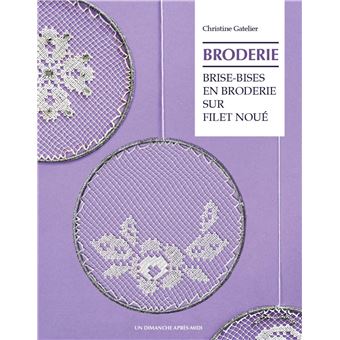Brise-bises en broderie sur filet nou