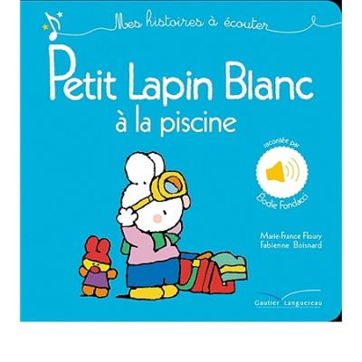 Petit Lapin Blanc à la piscine