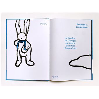 La flaque d'eau bleue